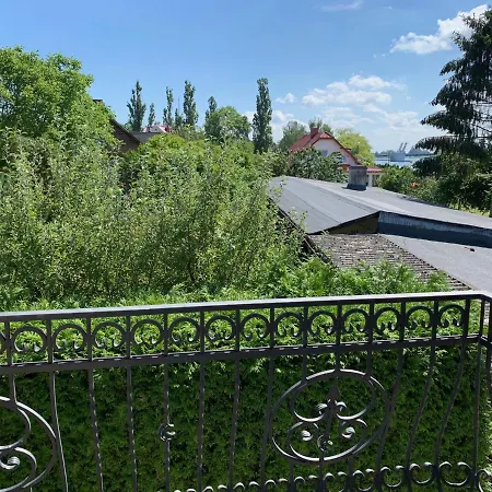 - W Domku Na Wyspie Sobieszewskiej. Gdańsk