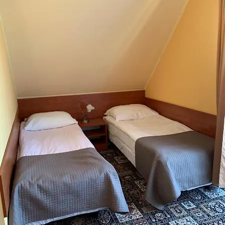 - W Domku Na Wyspie Sobieszewskiej. * Gdaňsk