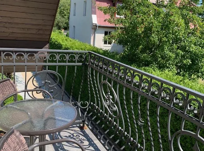 - W Domku Na Wyspie Sobieszewskiej. 3*