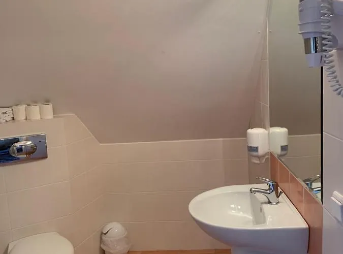 - W Domku Na Wyspie Sobieszewskiej. Vendégház 3*