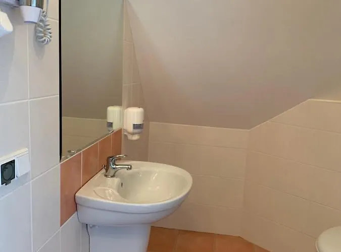 - W Domku Na Wyspie Sobieszewskiej.