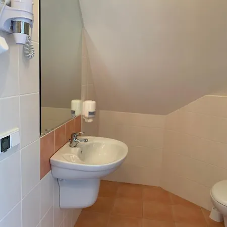 - W Domku Na Wyspie Sobieszewskiej.